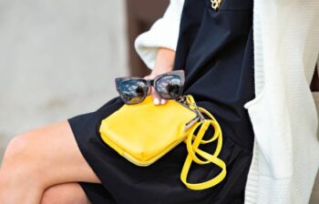 Comment bien assortir un mini sac avec votre tenue ?